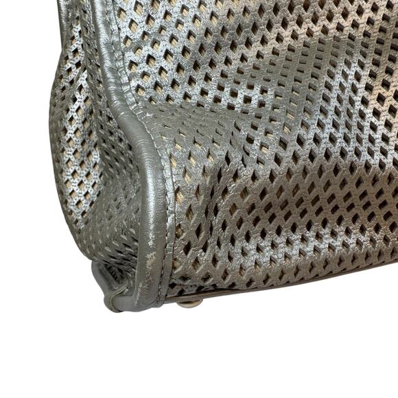 Chanel Gold Perforated Bag Up In The Air Tote Metallic Shoulder CC Vintage Rare - Picture 12 of 16